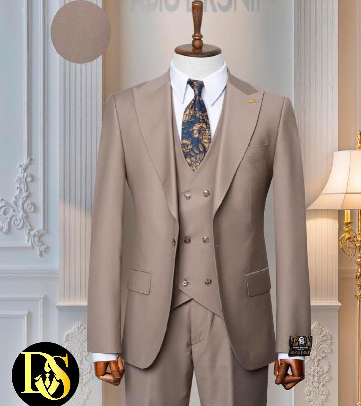 Le Costume Croisé Blanc Cassé