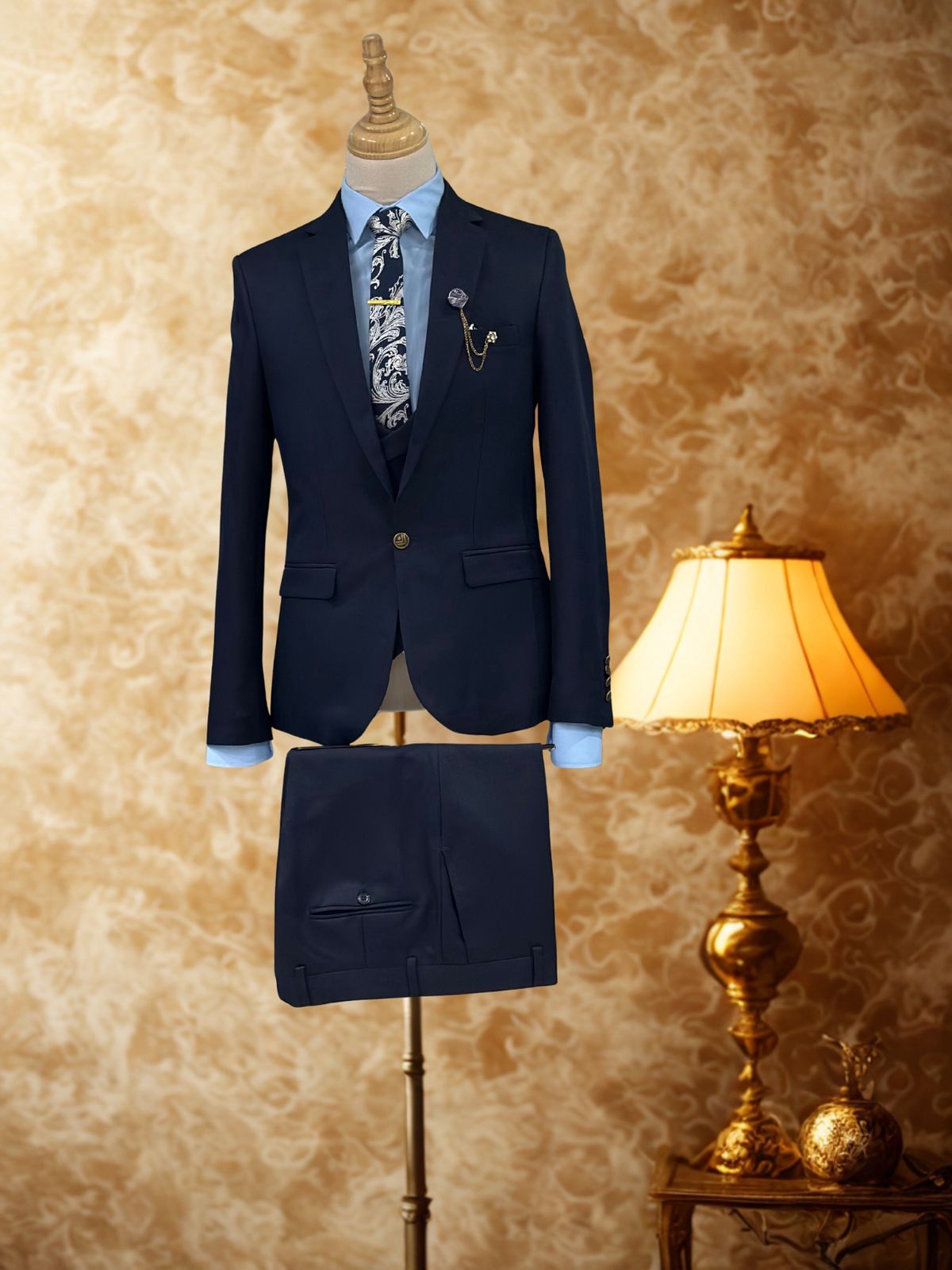 Costume Bleu nuit trois pièces